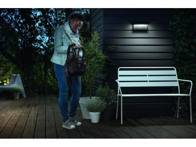 Philips Wandleuchte myGarden Bustan 4000K mit Bewegungssensor