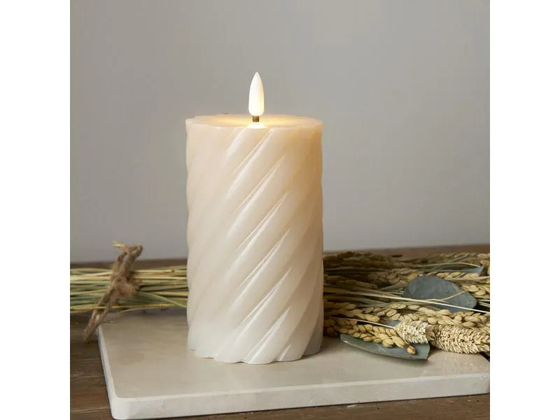 Star Trading LED-Kerze Pillar Flamme Swirl, Ø 7.5 cm x 150 mm, Beige