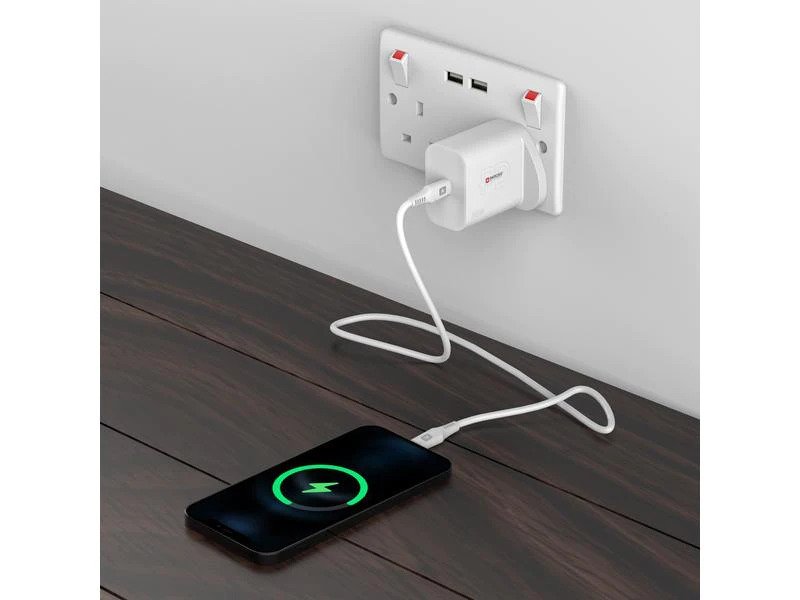 SKROSS USB Netzteil Power Charger, UK 15 W, 5 V