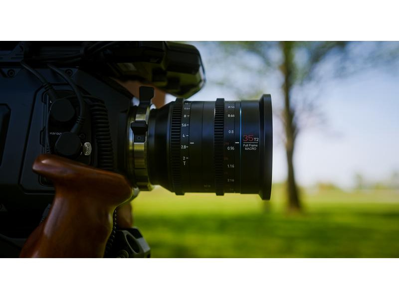 Sirui Festbrennweite 24mm T2 Full-frame Marco Cine Lens – Arri PL
