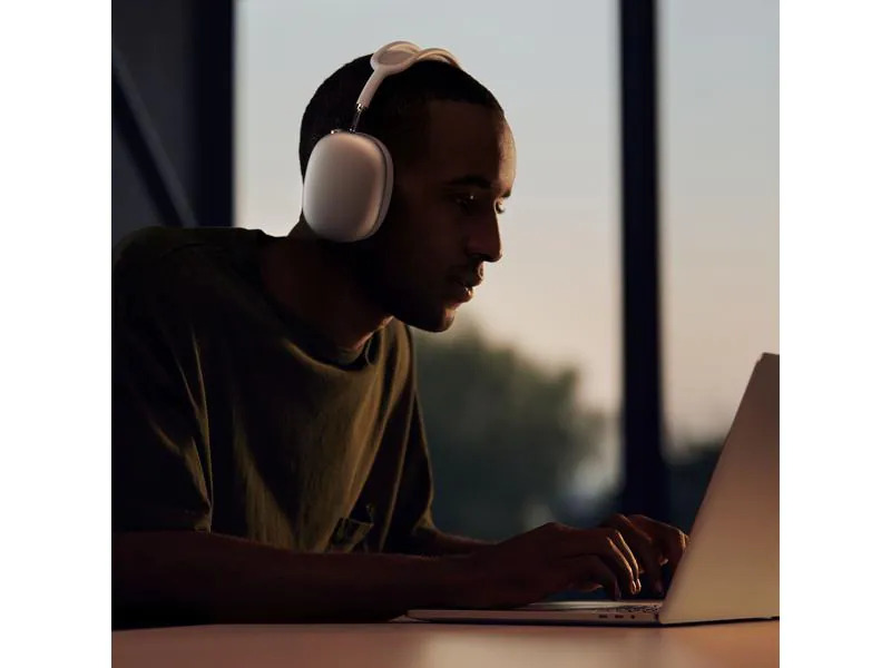 Apple AirPods Max Pink