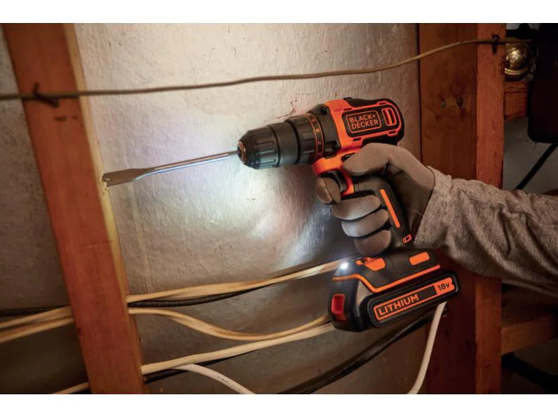 BLACK+DECKER Akku-Bohrschrauber BDCDD186K Kit