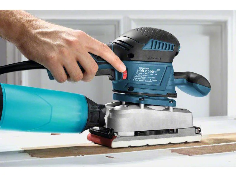 Bosch Professional Schwingschleifer GSS 230 AVE