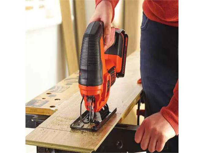 BLACK+DECKER Akku-Pendelhubstichsäge BDCJS18 Kit 18 V