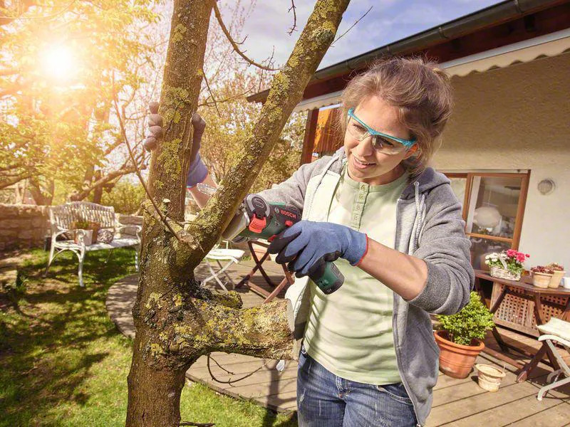 Bosch Akku-Säge EasyCut 12 Kit