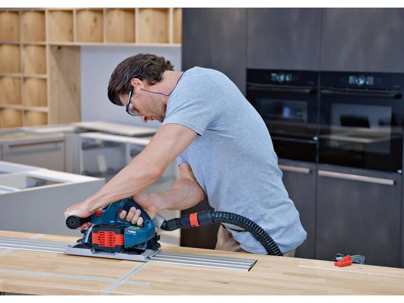 Bosch Professional Akku-Tauchsäge GKT 18V-52 GC L-Boxx Set