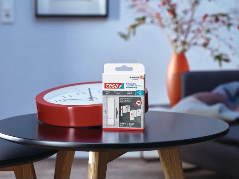 tesa Klebestreifen 1 kg für Tapeten + Putz