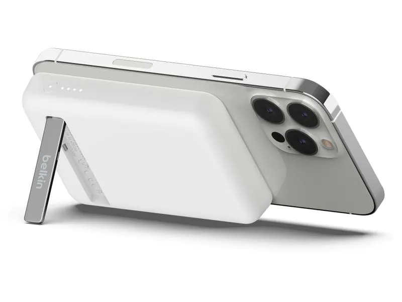 Belkin Powerbank Boost Charge kabellos 5000 mAh Weiss