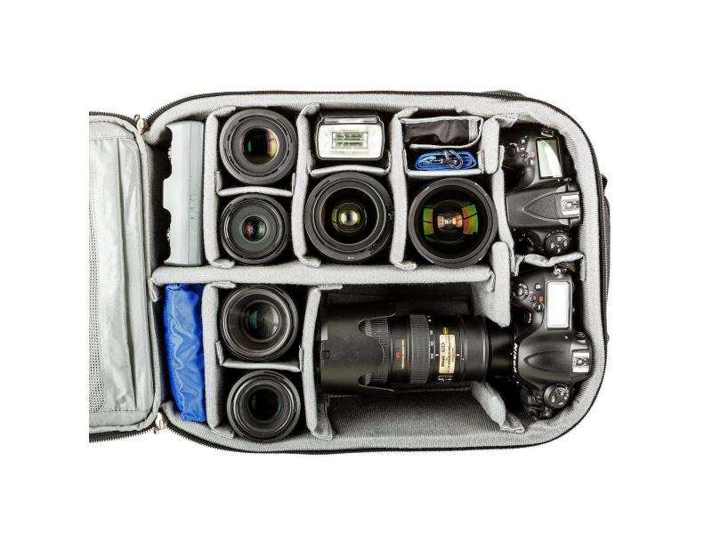 Think Tank Kamera-Tasche Airport Accelerator Schwarz