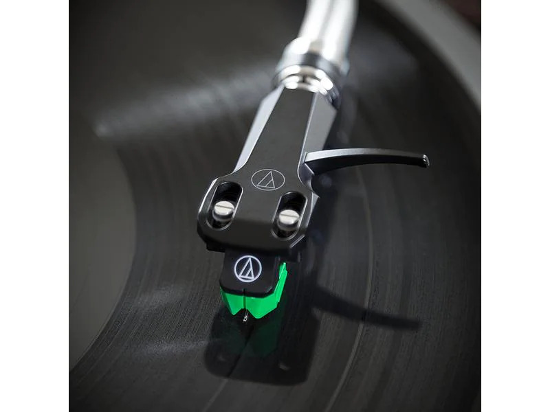Audio-Technica Tonabnehmer AT-VM95E/H inklusive Headshell