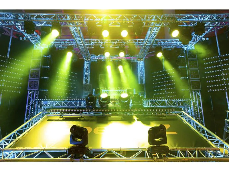BeamZ Pro Moving Head MHL1915 Set