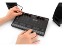 IK Multimedia Synthesizer UNO Synth