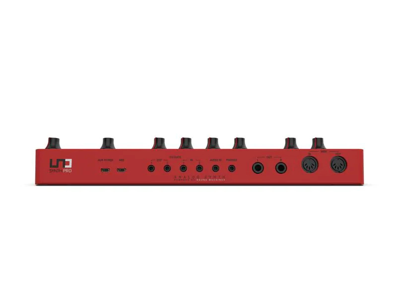 IK Multimedia Synthesizer UNO Synth Pro Desktop