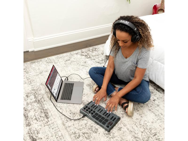 Akai Keyboard Controller MPK Mini MK3