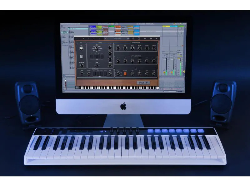 IK Multimedia Keyboard Controller iRig Keys I/O 49