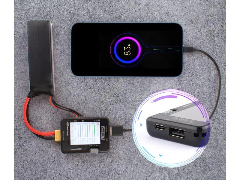ToolkitRC Akkutester MC8 Multitool mit USB Ladefunktion