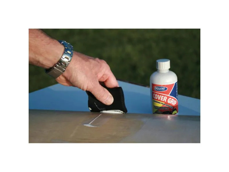 Deluxe Materials Modellbauklebstoff Cover Grip 50 ml, Weiss