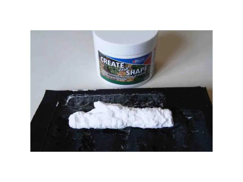 Deluxe Materials Modelliermasse Create and Shape 240 ml, Weiss