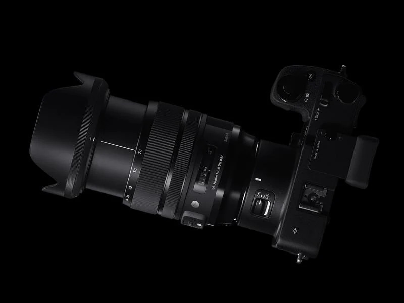 Sigma Zoomobjektiv 24-70mm f / 2.8 DG OS HSM NI
