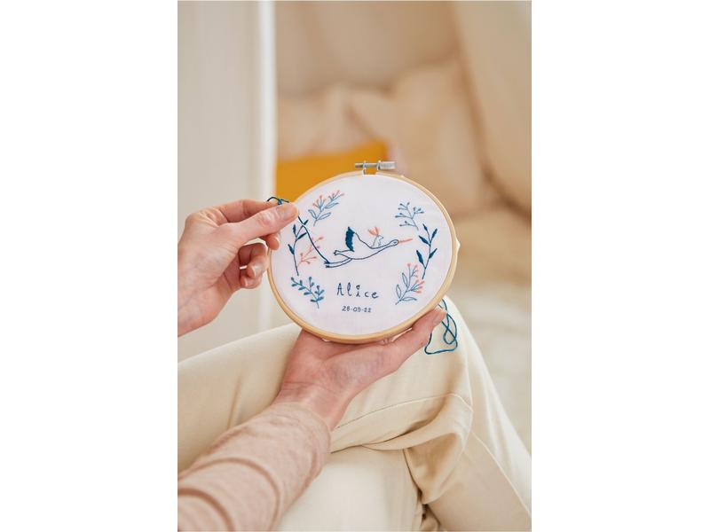 DMC Stickset Gift of Stich Storch und Hase, Ø 15.7 cm