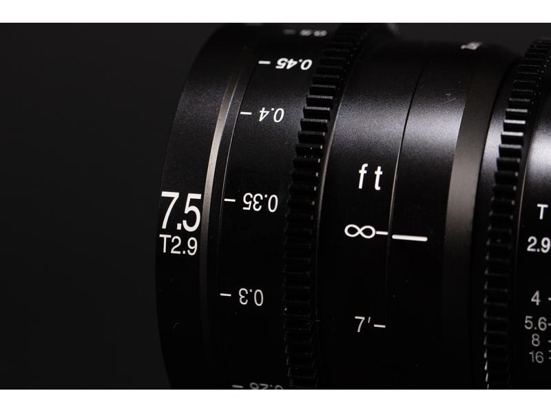 Venus Optic Festbrennweite 7.5 mm T2.9 Zero-D S35 Cine Lens – Canon RF