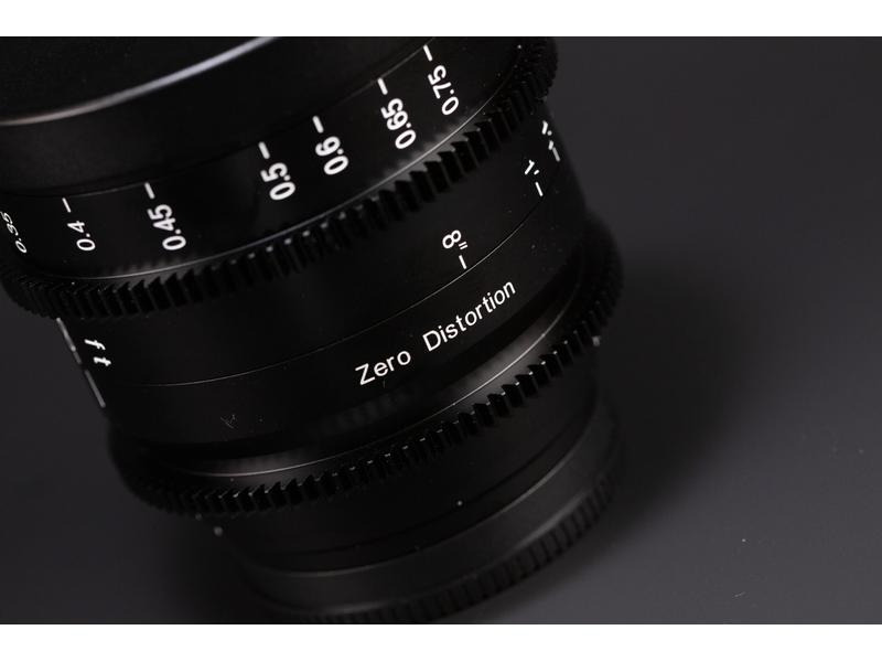 Venus Optic Festbrennweite 7.5 mm T2.9 Zero-D S35 Cine Lens – Canon RF