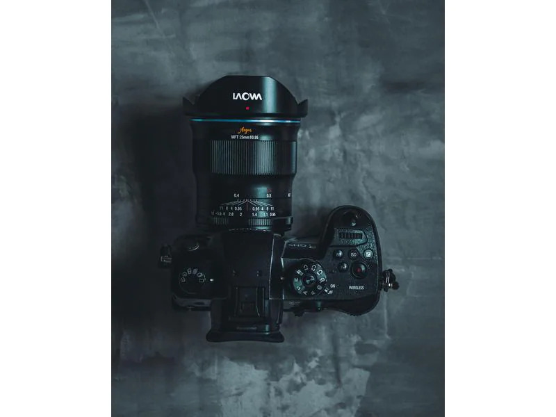 Venus Optic Festbrennweite Laowa Argus 25 mm f/0.95 MFT APO – MFT