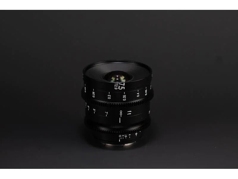 Venus Optic Festbrennweite 7.5 mm T2.9 Zero-D S35 Cine Lens – X-Mount