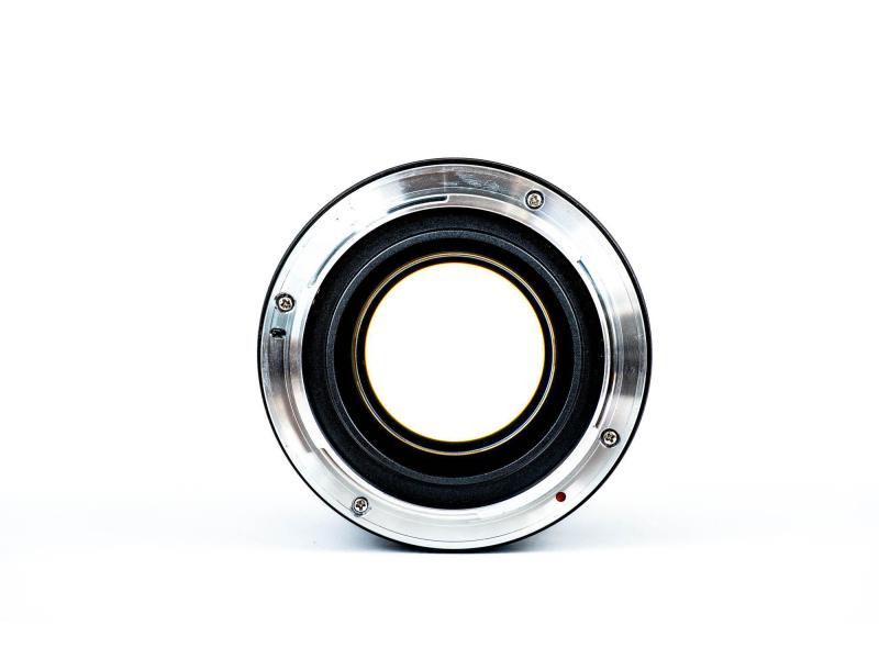 Zhongyi Mitakon Festbrennweite Speedmaster 65 mm F/1.4 Fujifilm G-Mount