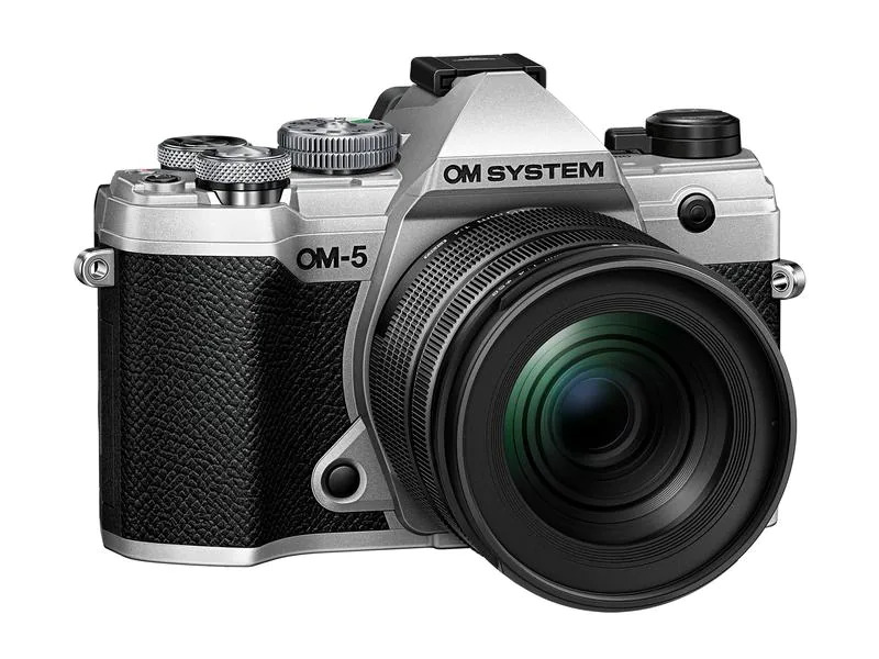 OM-System Fotokamera OM-5 M.Zuiko Digital ED 12-45mm F/4 PRO Silber