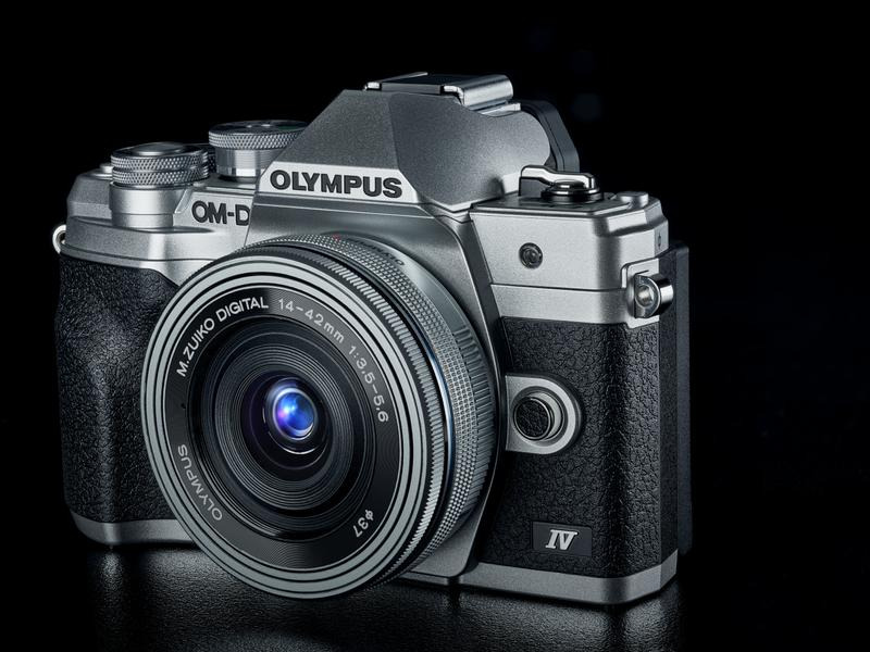 OM-System Fotokamera E-M10 Mark IV Kit 14-42 Schwarz