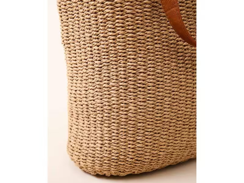 Esmée Schultertasche Braun, 42 x 36 cm