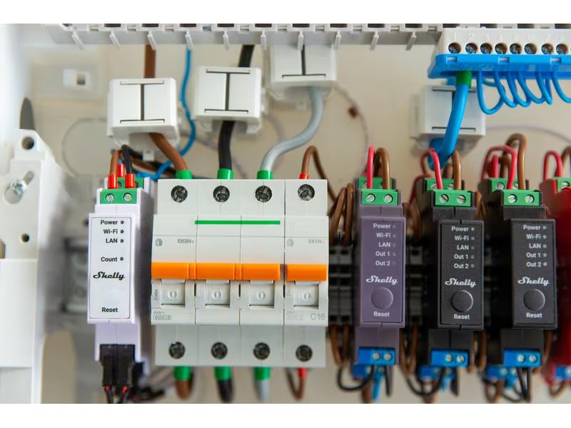 Shelly Shelly Pro 3EM Dreiphasen-Energiezähler