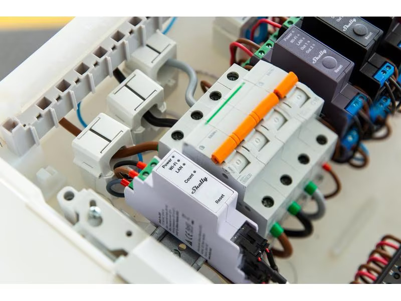 Shelly Shelly Pro 3EM Dreiphasen-Energiezähler