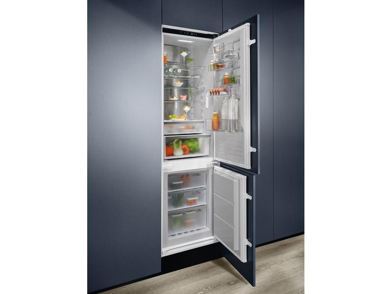 Electrolux Einbaukühlschrank IK2671BNR Rechts/Wechselbar