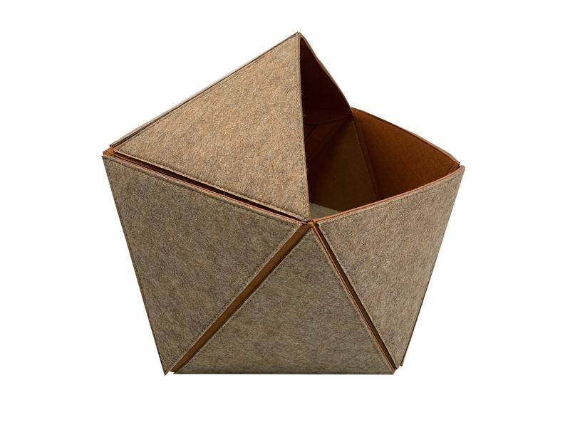 Ebi D&amp;D Katzenhaus Logan, 51 x 41 cm, Braun