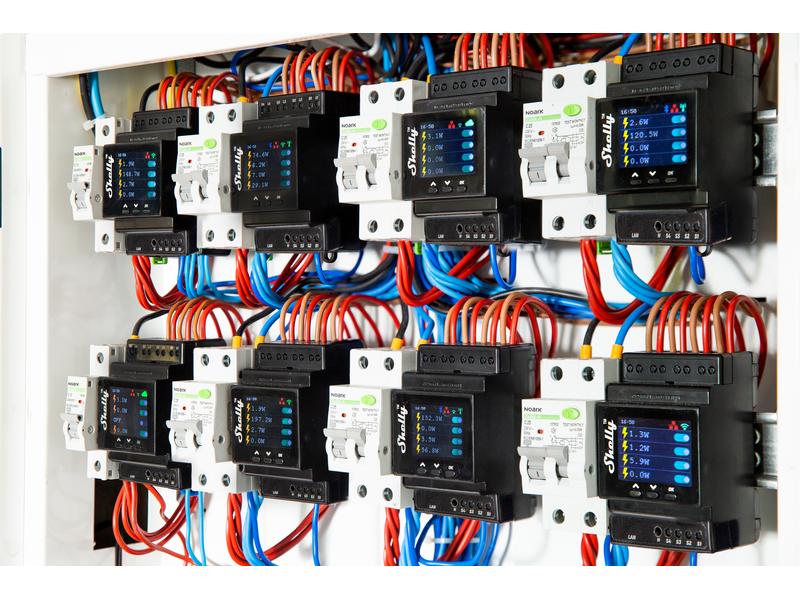 Shelly Shelly Pro 4PM LAN und WiFi-DIN-Rail Switch