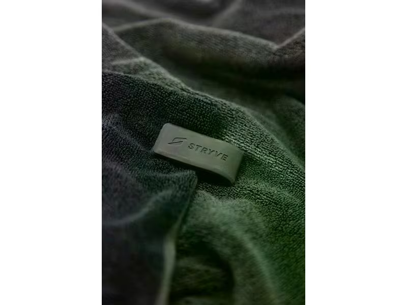Stryve Handtuch Towell+ Silver