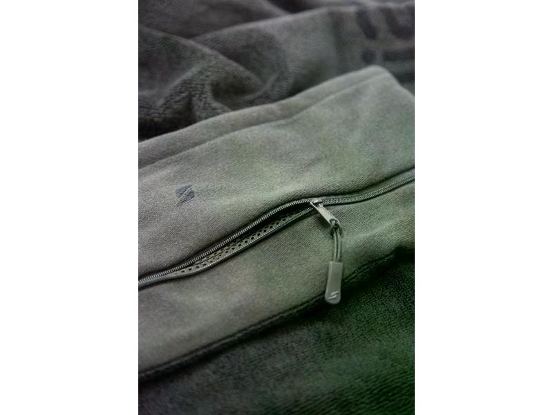 Stryve Handtuch Towell+ Silver