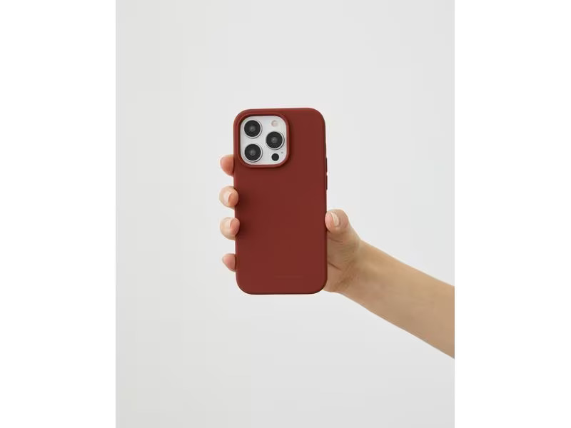 Ideal of Sweden Back Cover Silicone iPhone 15 Pro Max Dark Amber