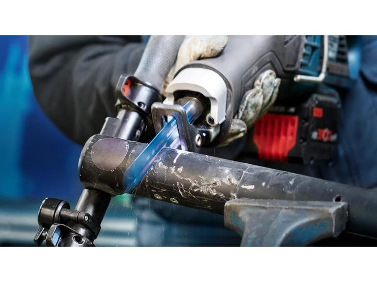 Bosch Professional Säbelsägeblatt EXPERT Medium-Thick Tough Metal S 955 HHM,