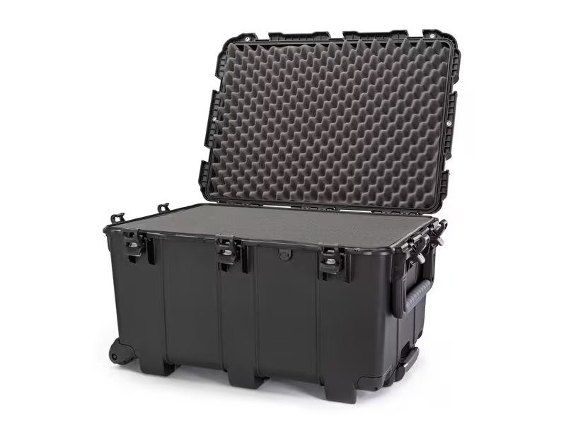 Nanuk Kunststoffkoffer 975 - mit Trennwand Schwarz