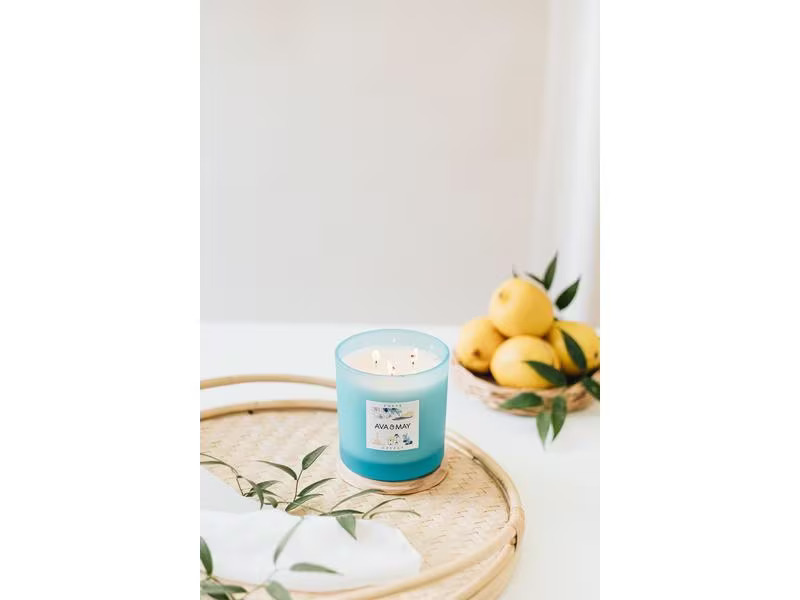 AVA &amp; MAY Duftkerze Crete 500g