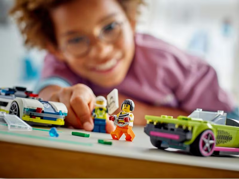 LEGO® City Verfolgungsjagd mit Polizeiauto und Muscle Car 60415