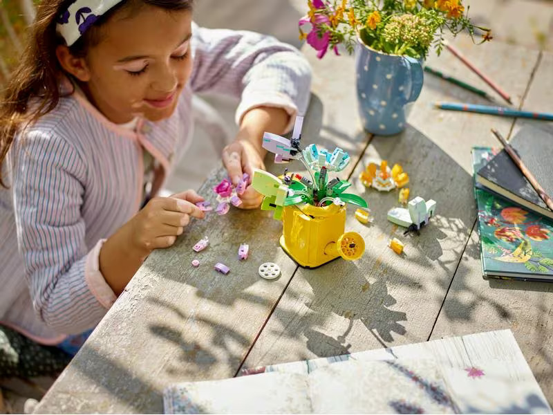 LEGO® Creator Giesskanne mit Blumen 31149