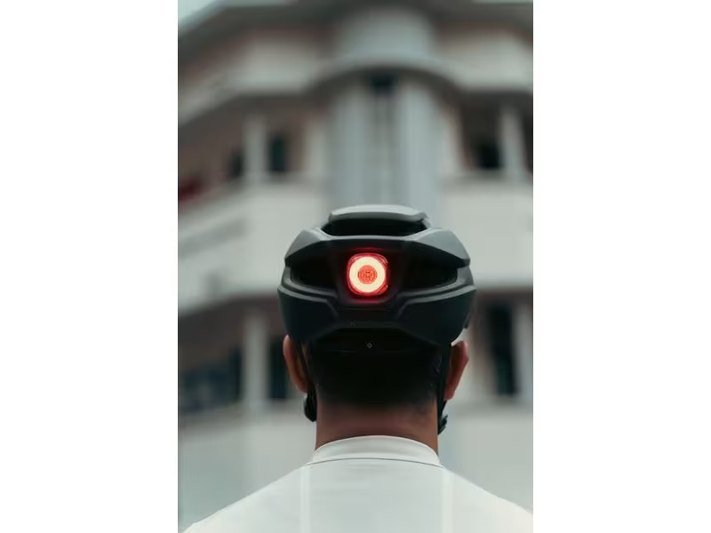 LUMOS Helm Ultra Fly M-L