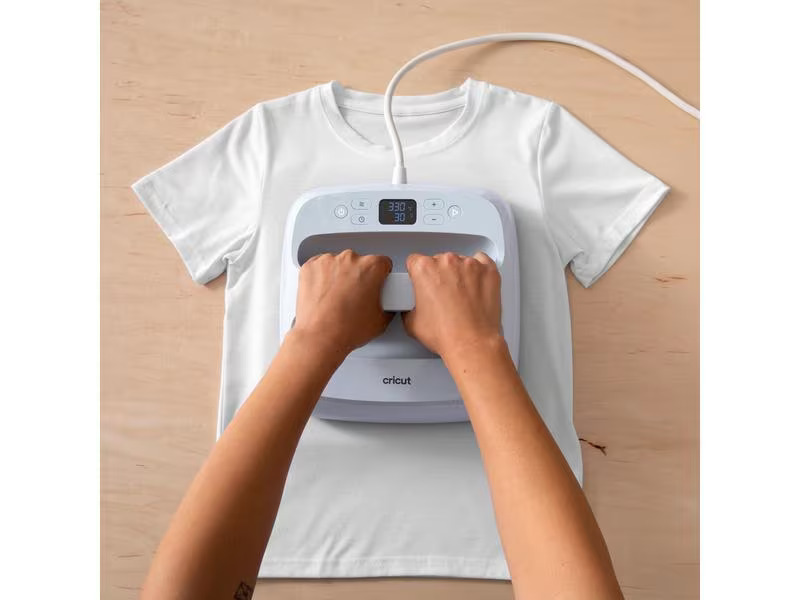 Cricut Aufbügelfolie Joy Xtra bedruckbar A4, 5 Bögen, Weiss