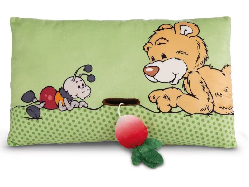 Nici Green Kissen Bär Mielo mit 2D Radieschen 43 x 25 cm