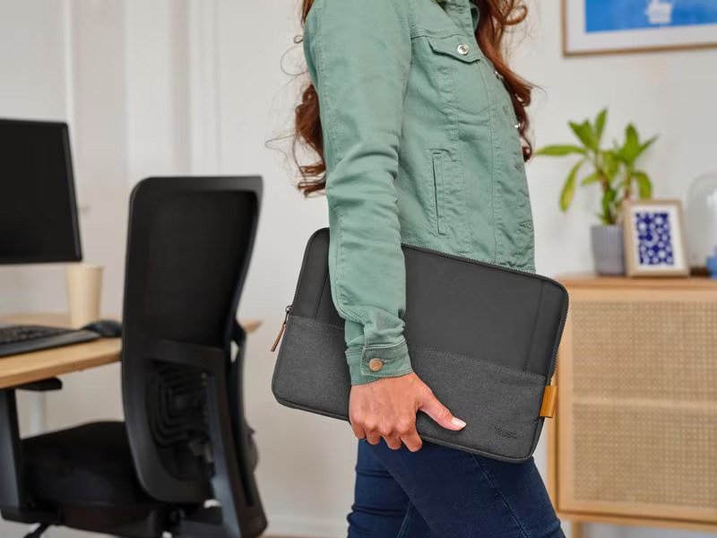 Trust Notebook-Sleeve Lisboa Schwarz, 13.3