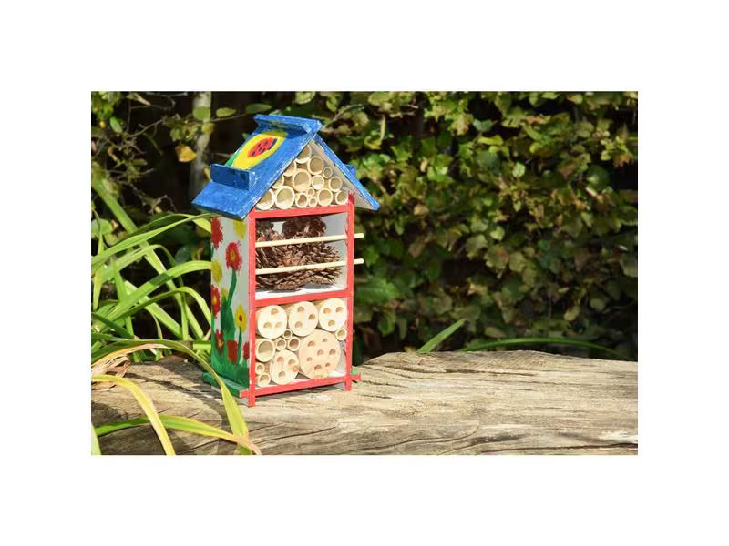 dobar Insektenhotel Bastelset, 16 x 9.5 x 28 cm
